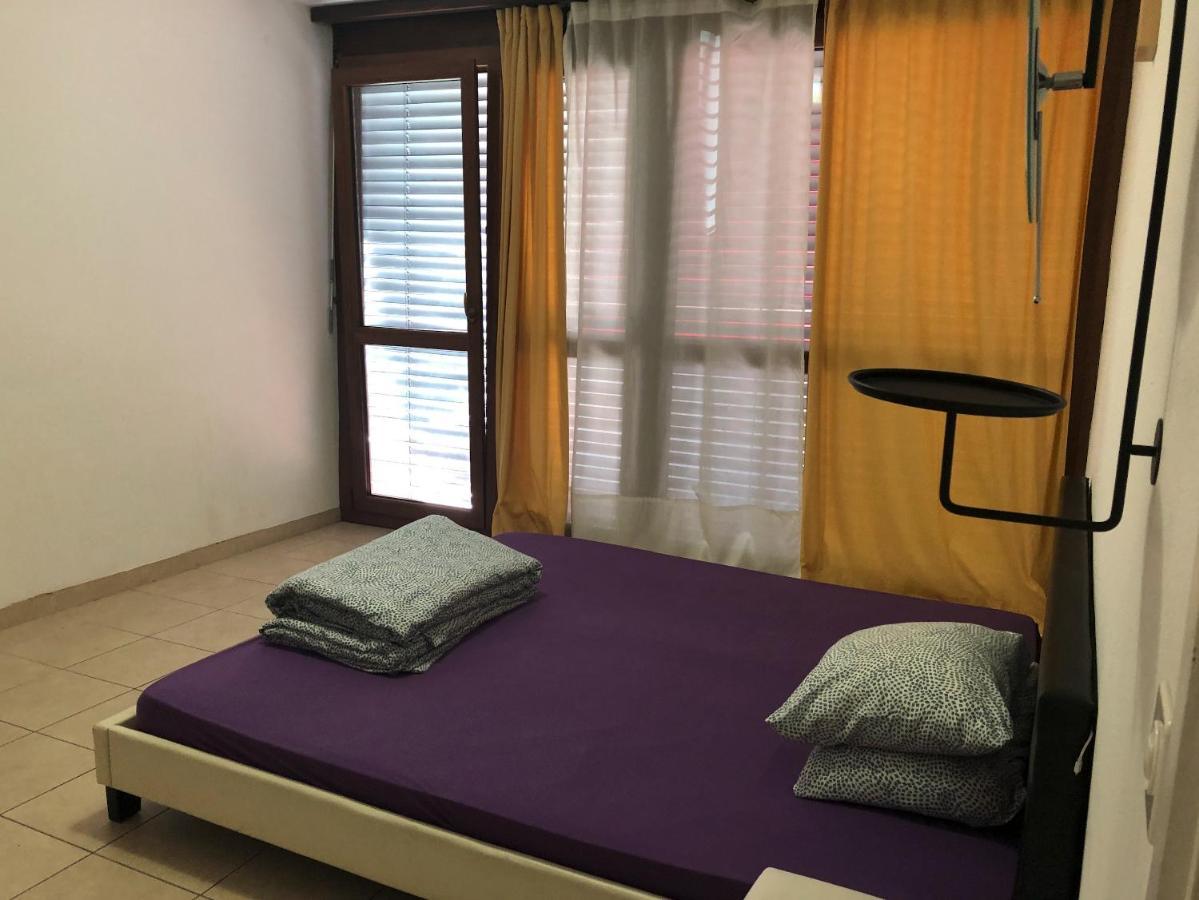 Apartment 33A - No Bikes - Self Check-In لوغانو المظهر الخارجي الصورة