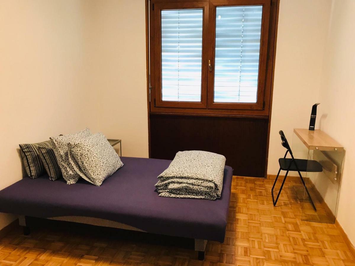 Apartment 33A - No Bikes - Self Check-In لوغانو المظهر الخارجي الصورة